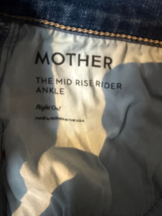 MOTHER. Mid Rise Rider Ankle - Picture 5 of 6